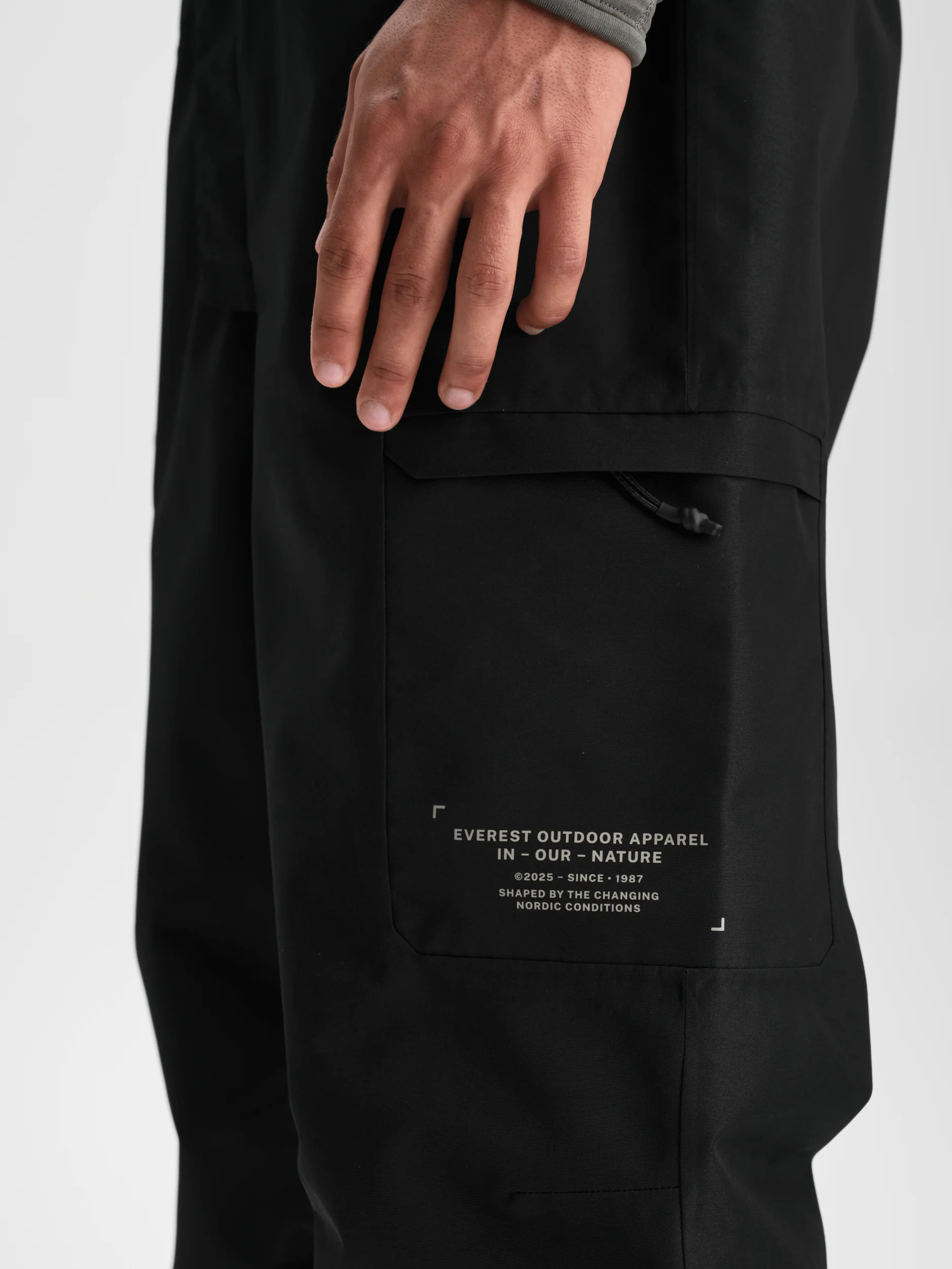 ALLMOUNTAIN BIB PANT BLACK - Image 4