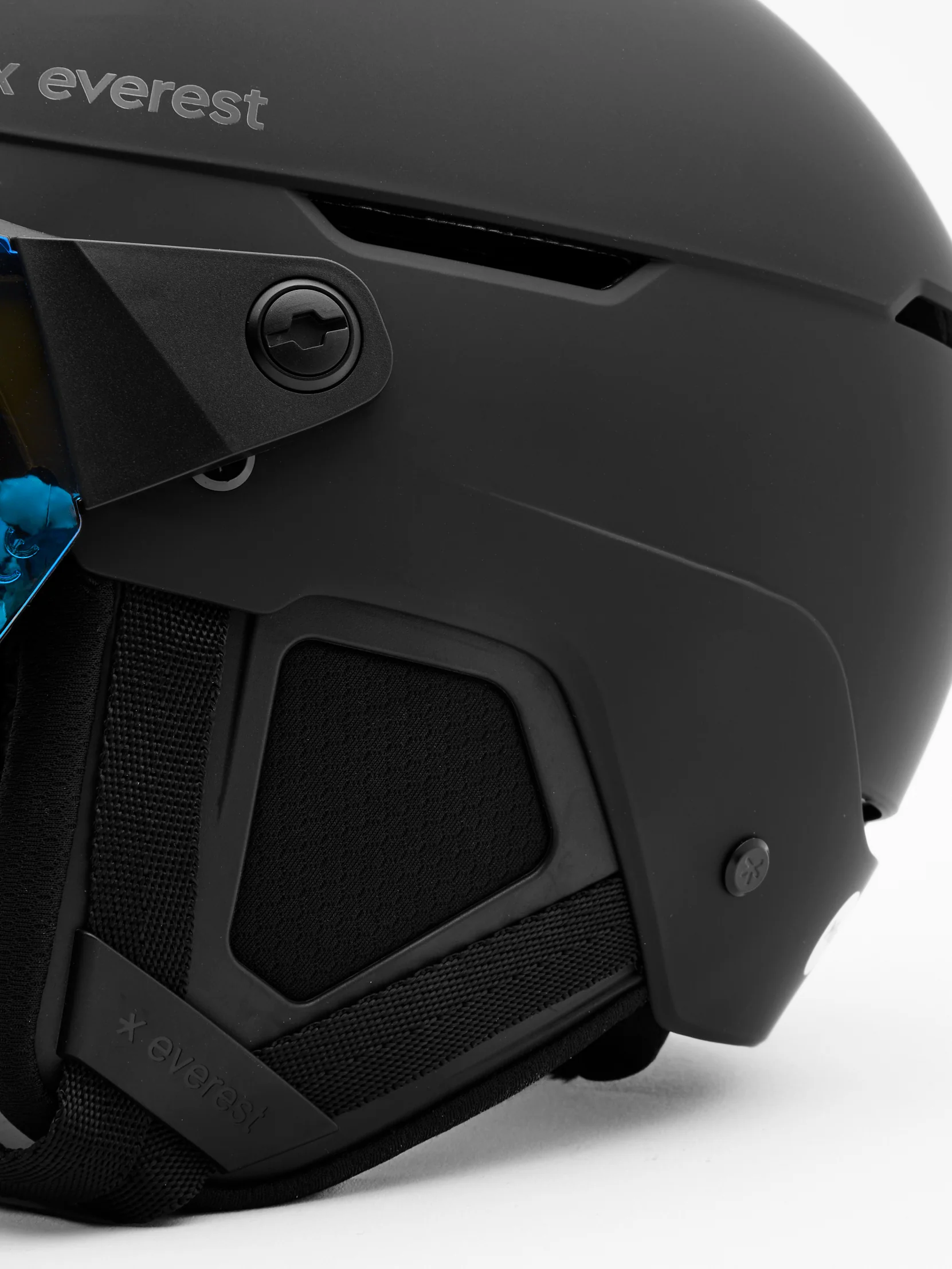 ALPINE VISOR MIPS HELMET  BLACK - Image 4