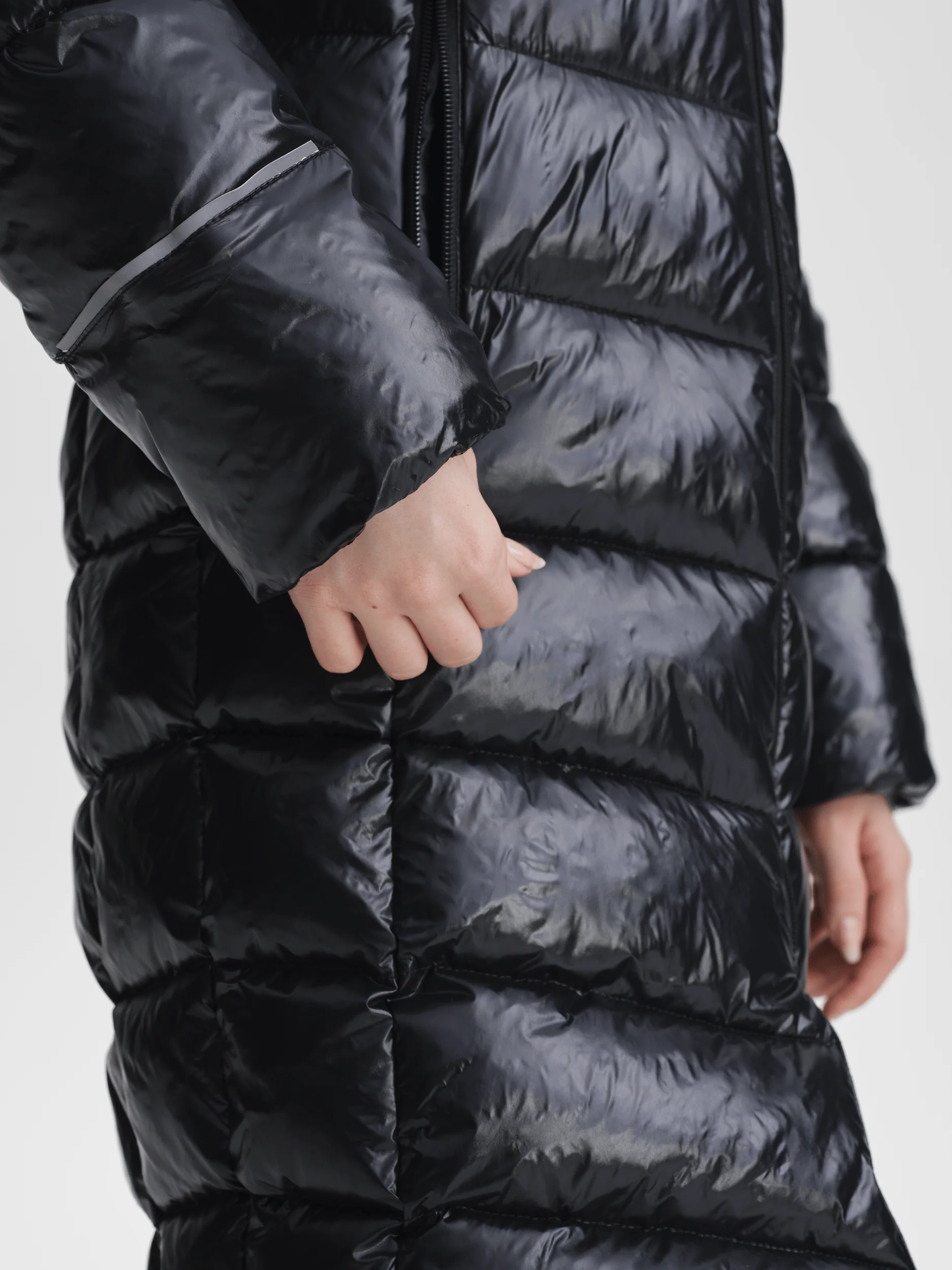 DEVI COAT BLACK - Image 4