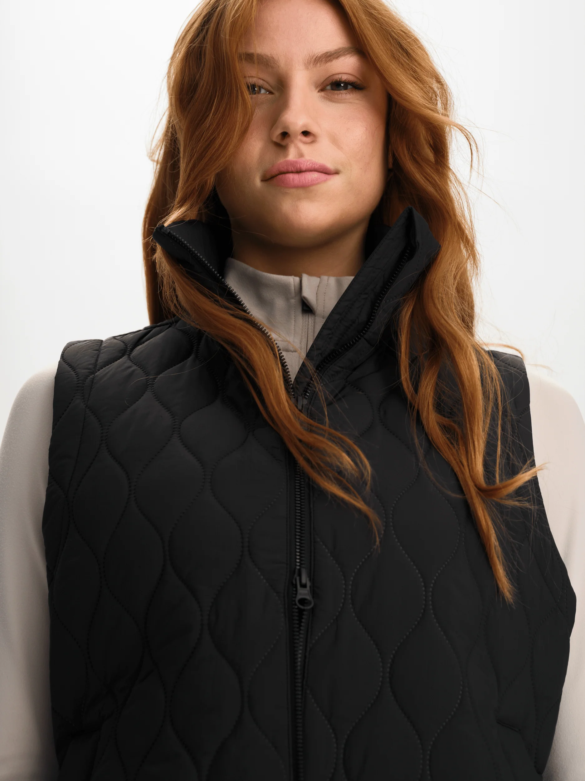 EMORY QUILT VEST - BLACK - Image 3
