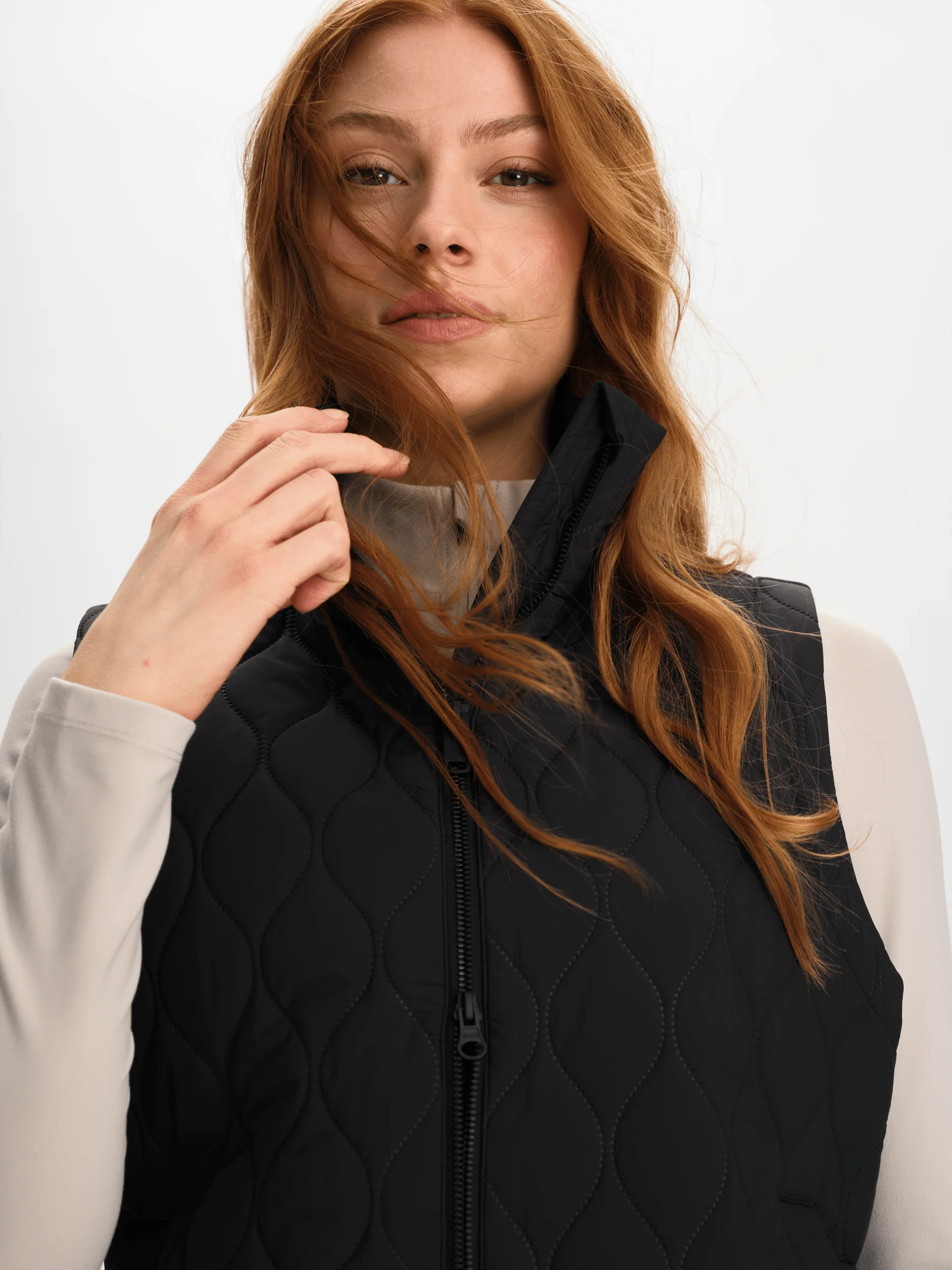 EMORY QUILT VEST - BLACK - Image 4