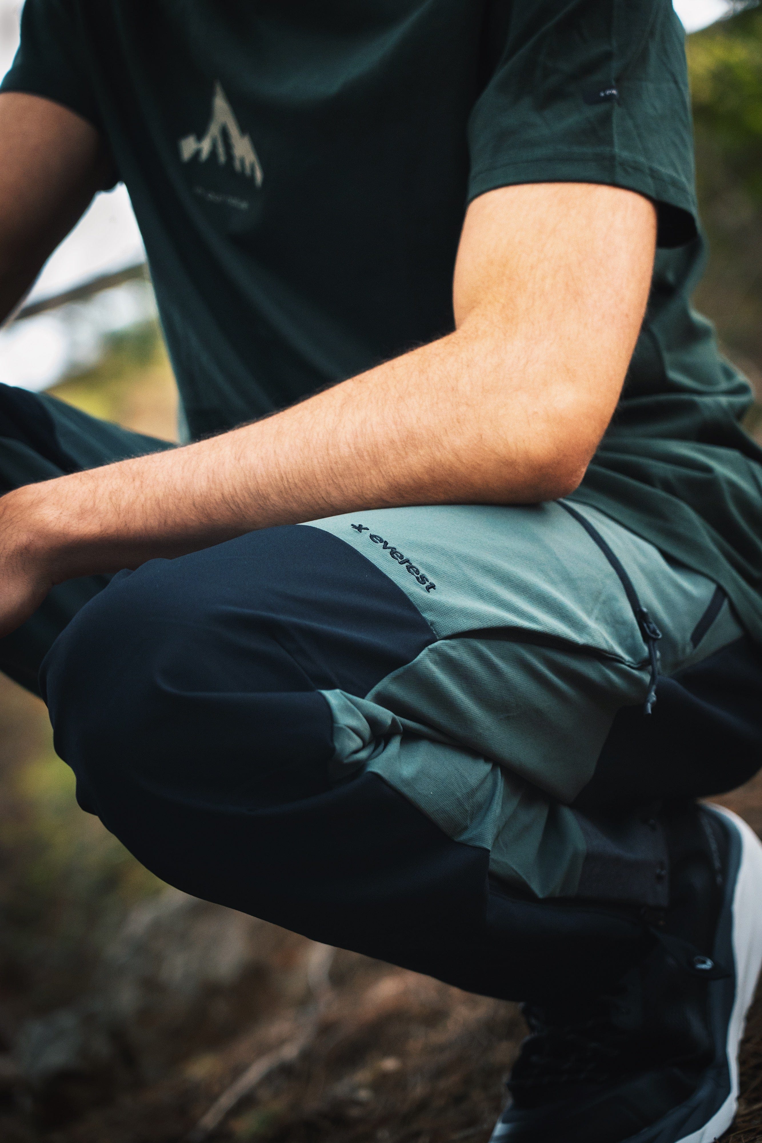 HIKE PANT URBAN GREEN - Image 8