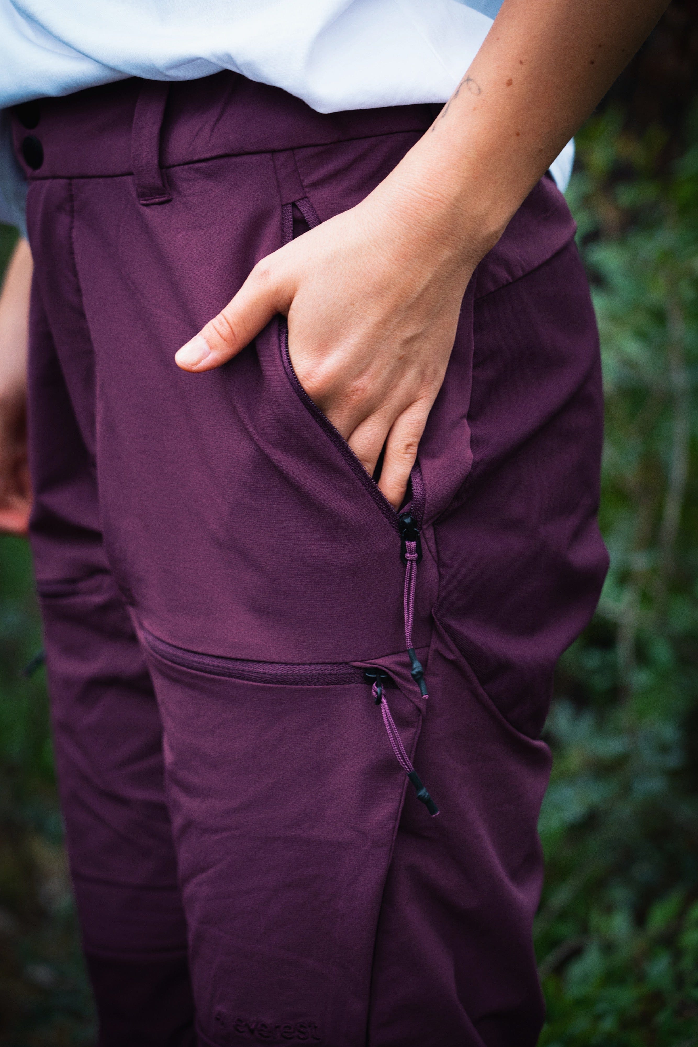 HIKE PANT MAUVE WINE WOMEN - Image 12