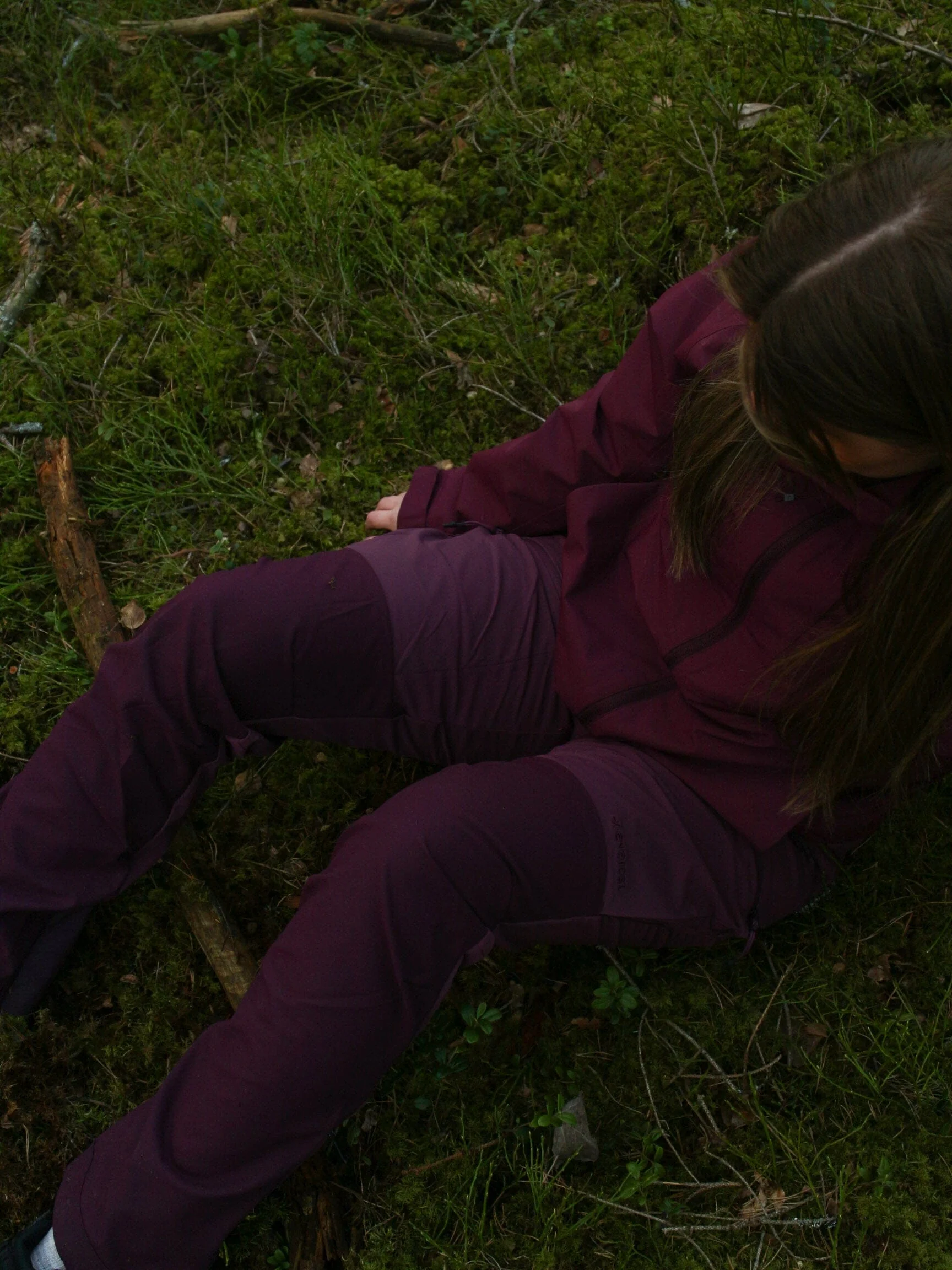 HIKE PANT MAUVE WINE WOMEN - Image 9