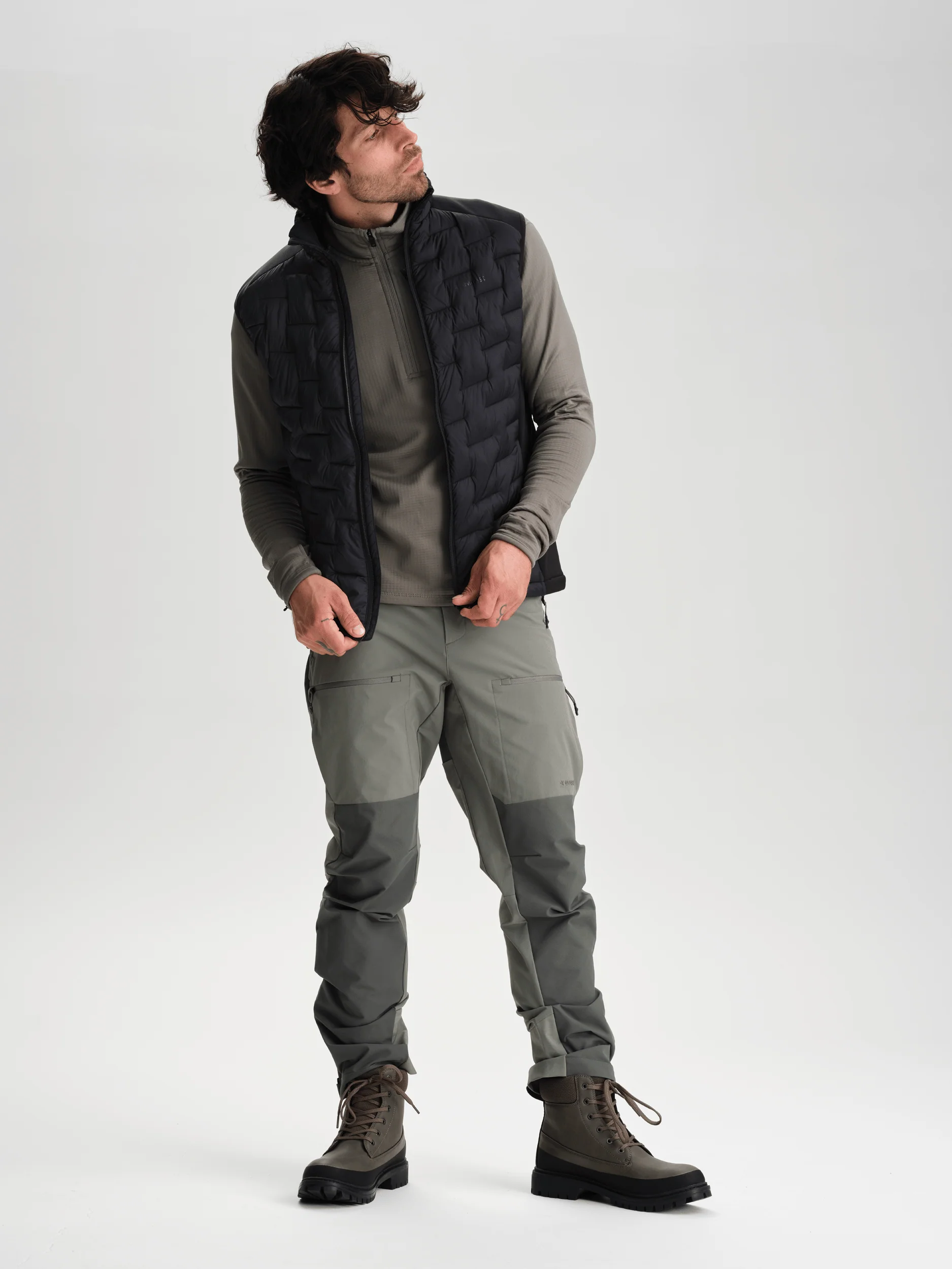 HYBRID VEST BLACK - Image 3