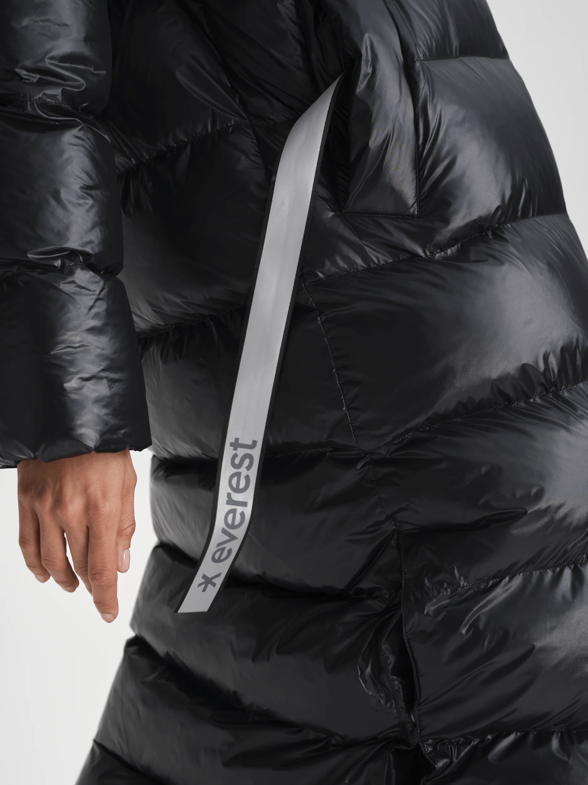 JUNEAU COAT BLACK SHINY - Image 7