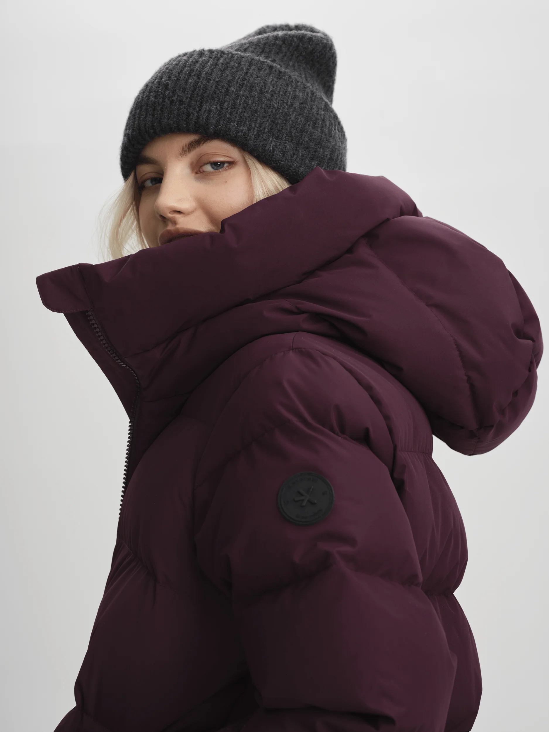 JUNEAU COAT BURGUNDY - Image 5