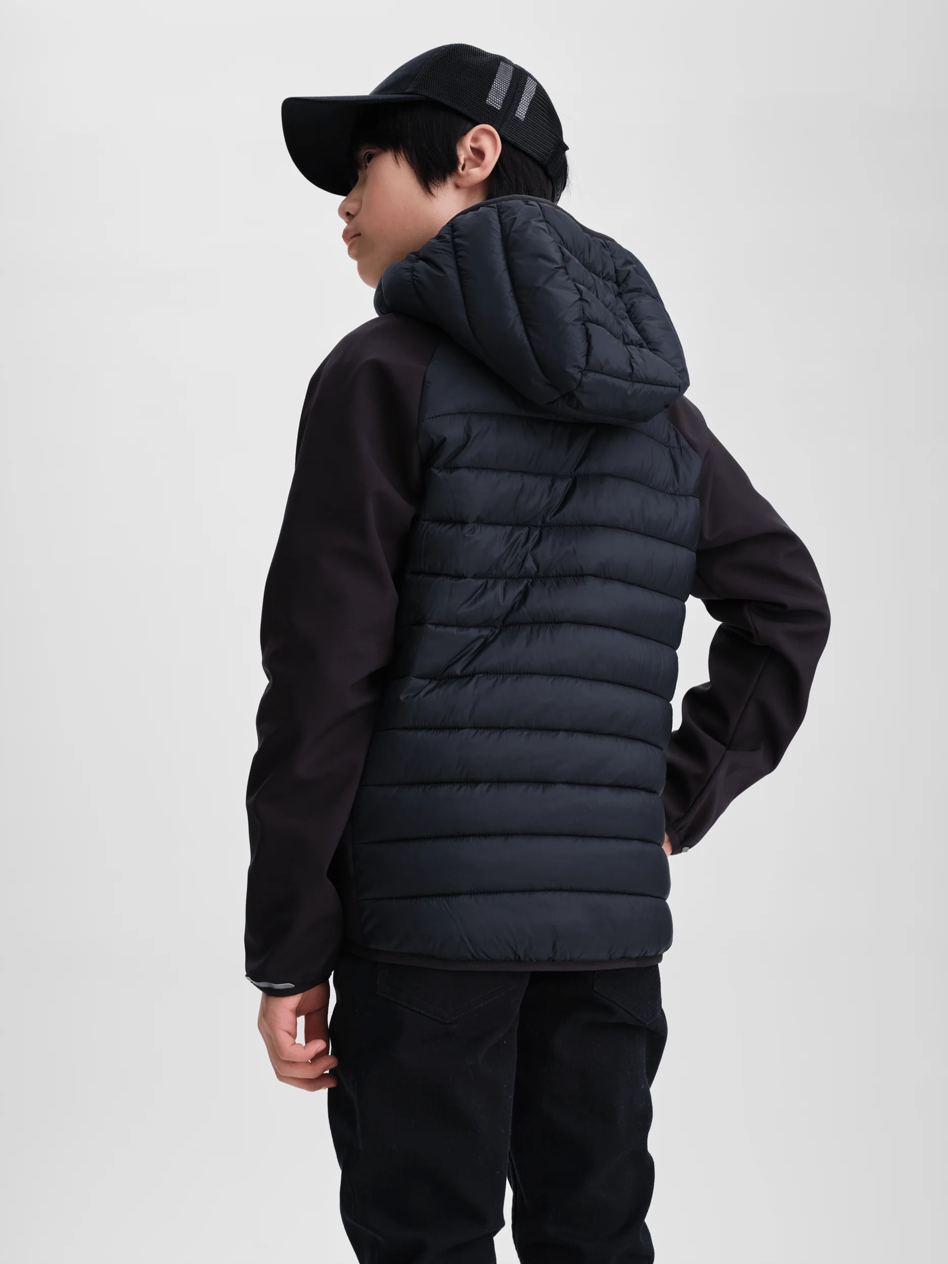 OMU HYBRID JACKET BLACK - Image 3