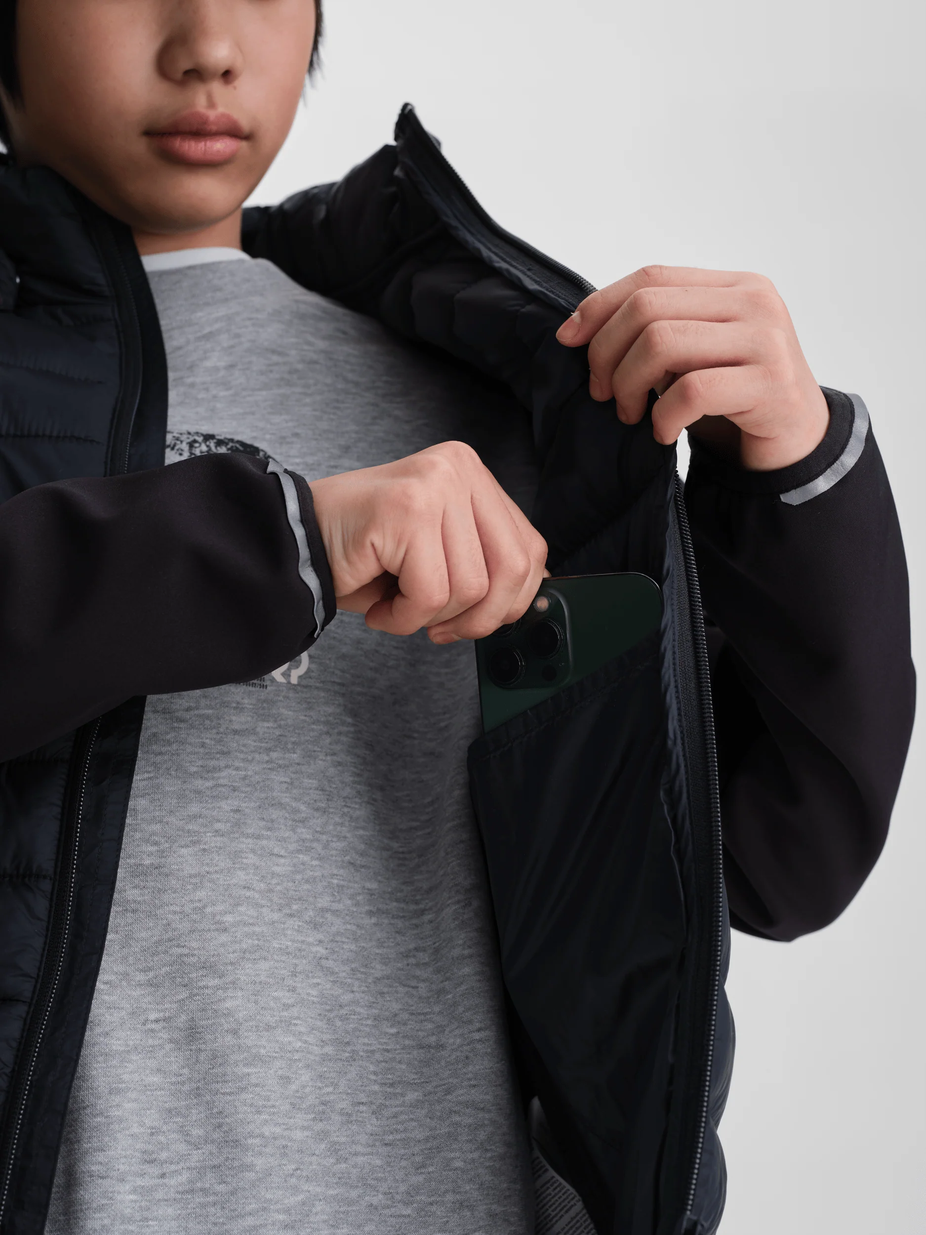 OMU HYBRID JACKET BLACK - Image 5