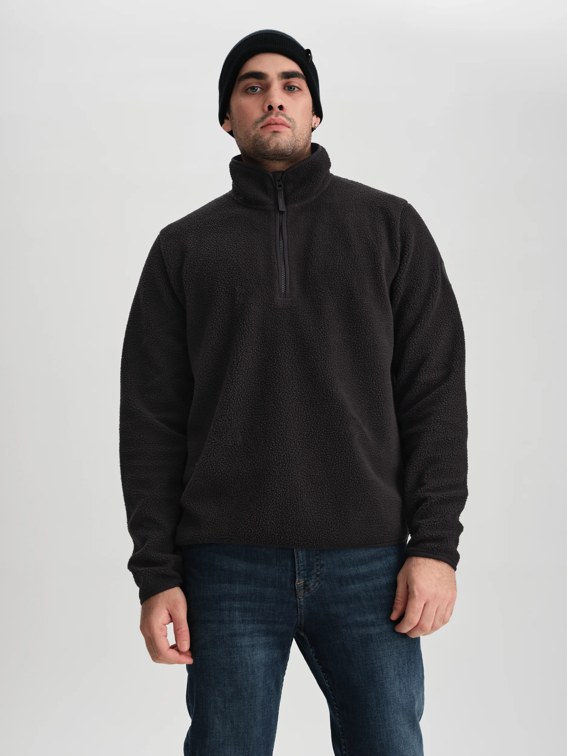 PILE HALFZIP BLACK