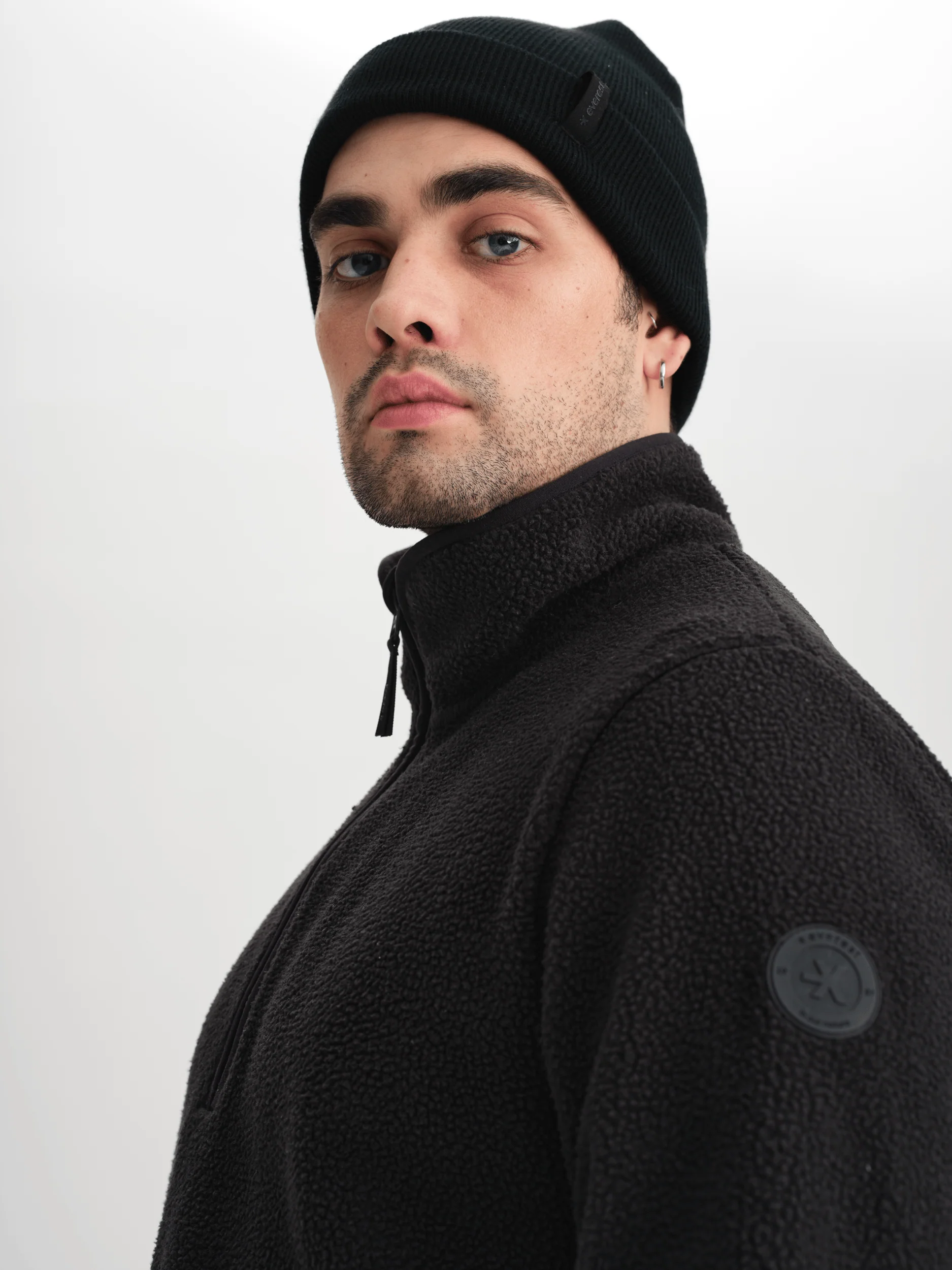 PILE HALFZIP BLACK - Image 4