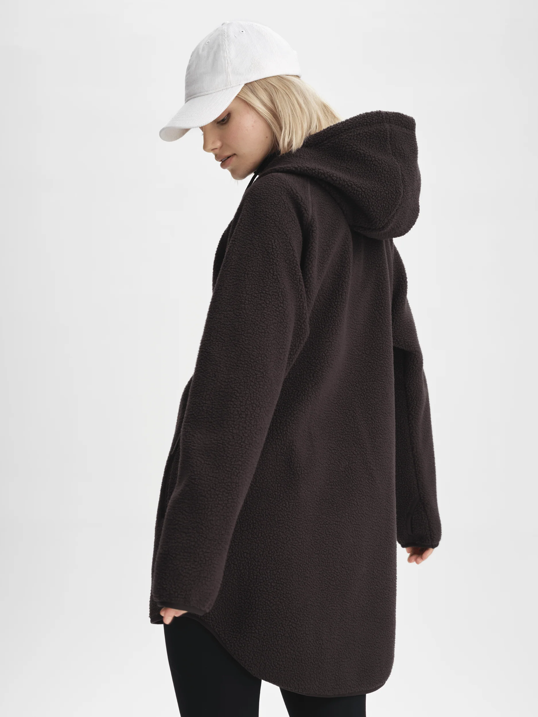 PILE LONG HOOD  CACAO BROWN - Image 3