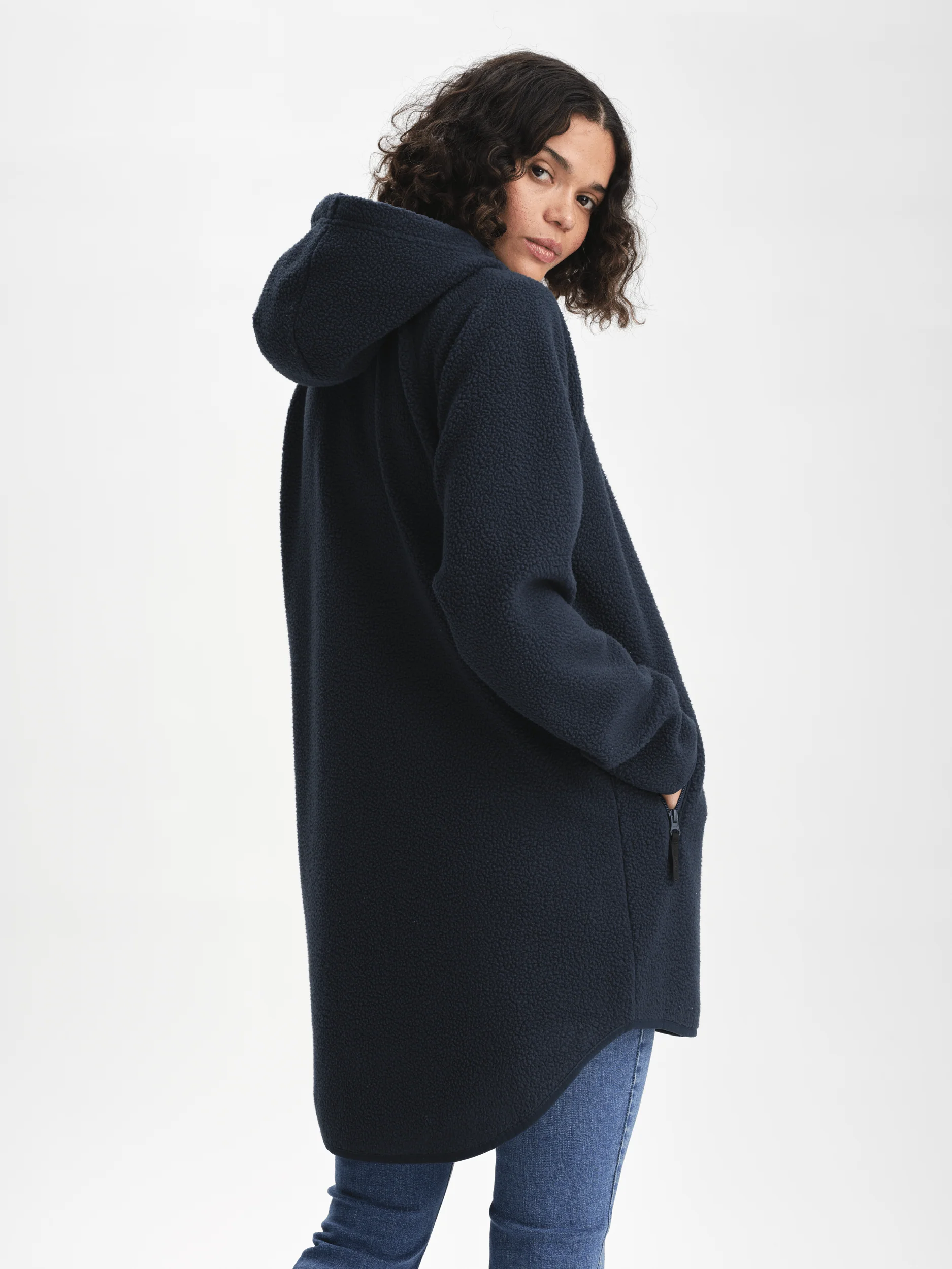 PILE LONG HOOD NAVY - Image 4