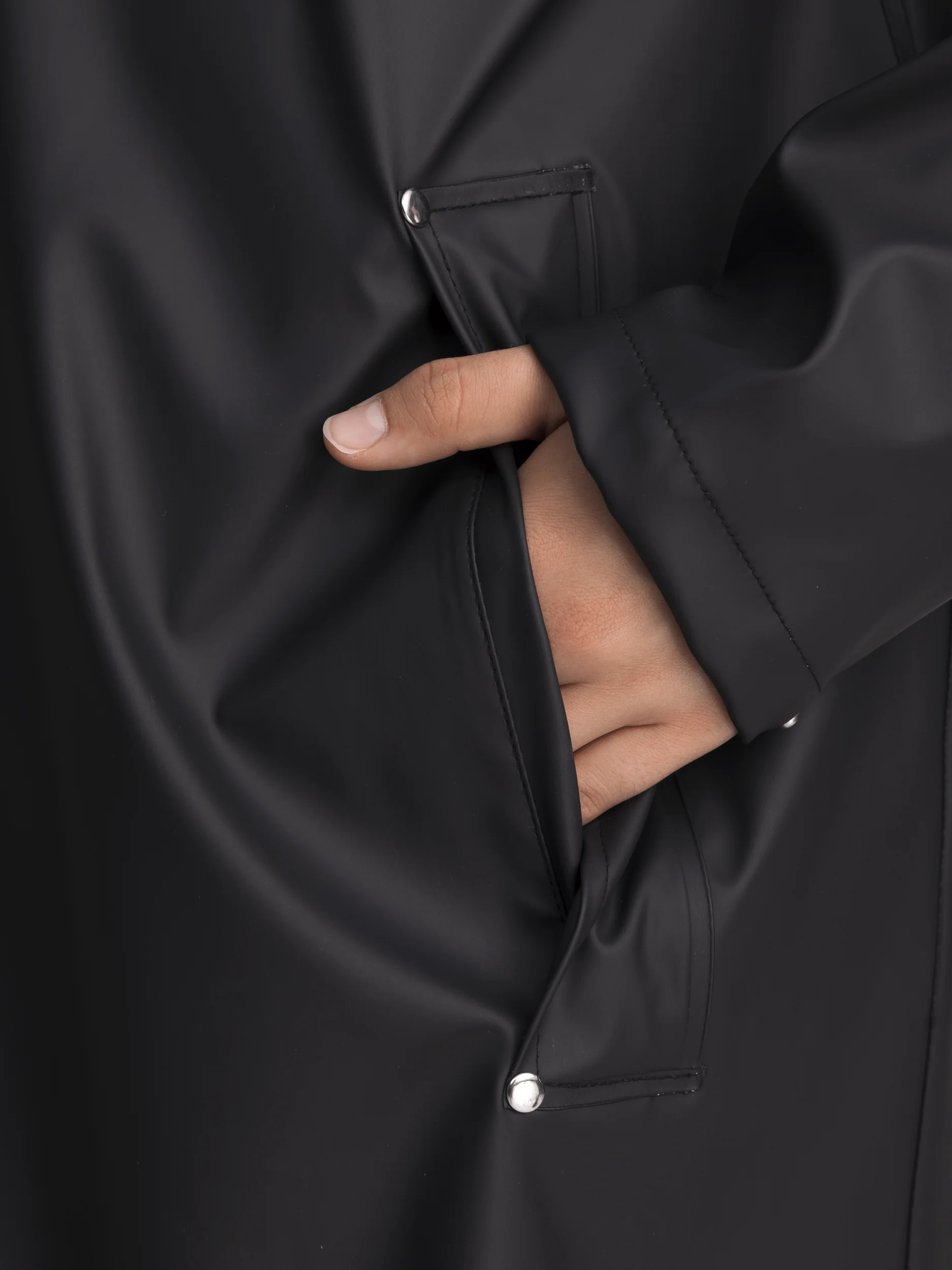 RAIN COAT LONG BLACK WOMEN - Image 5